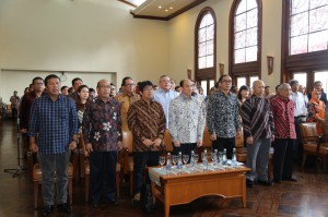 Pembukaan acara diskusinasional tentang energi di UGM